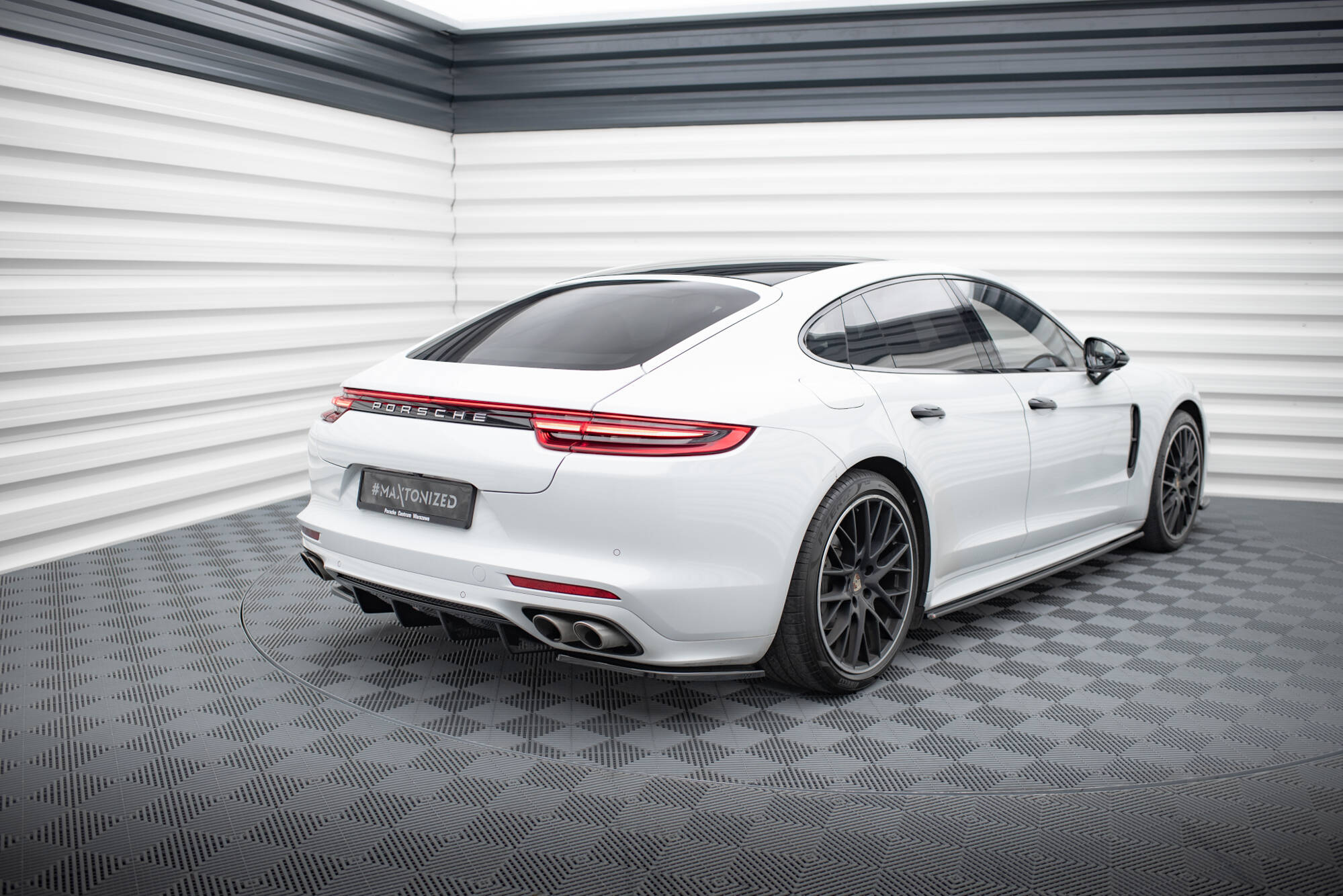 Frontspoiler Lippe Porsche Panamera GTS 971