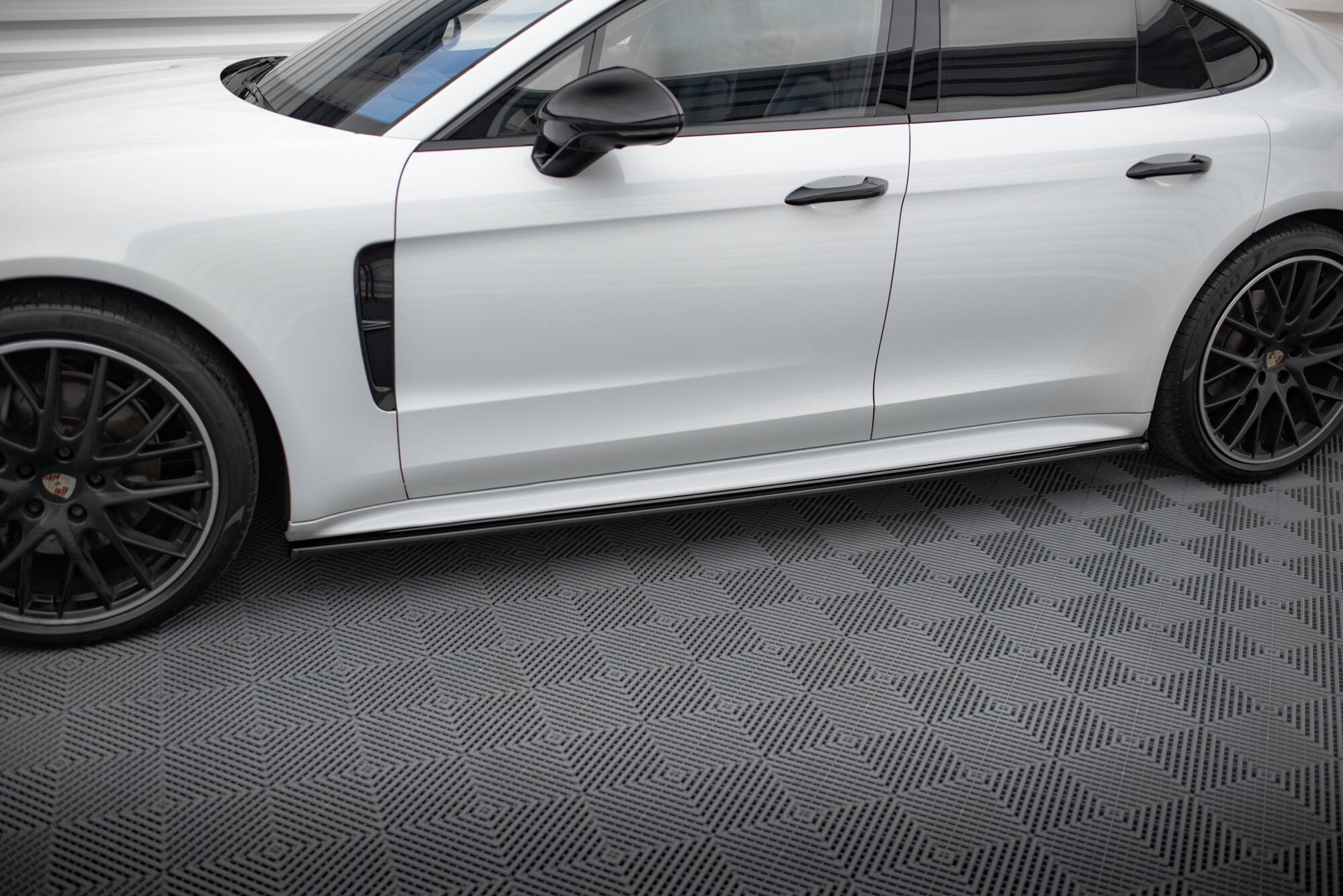 Frontspoiler Lippe Porsche Panamera GTS 971