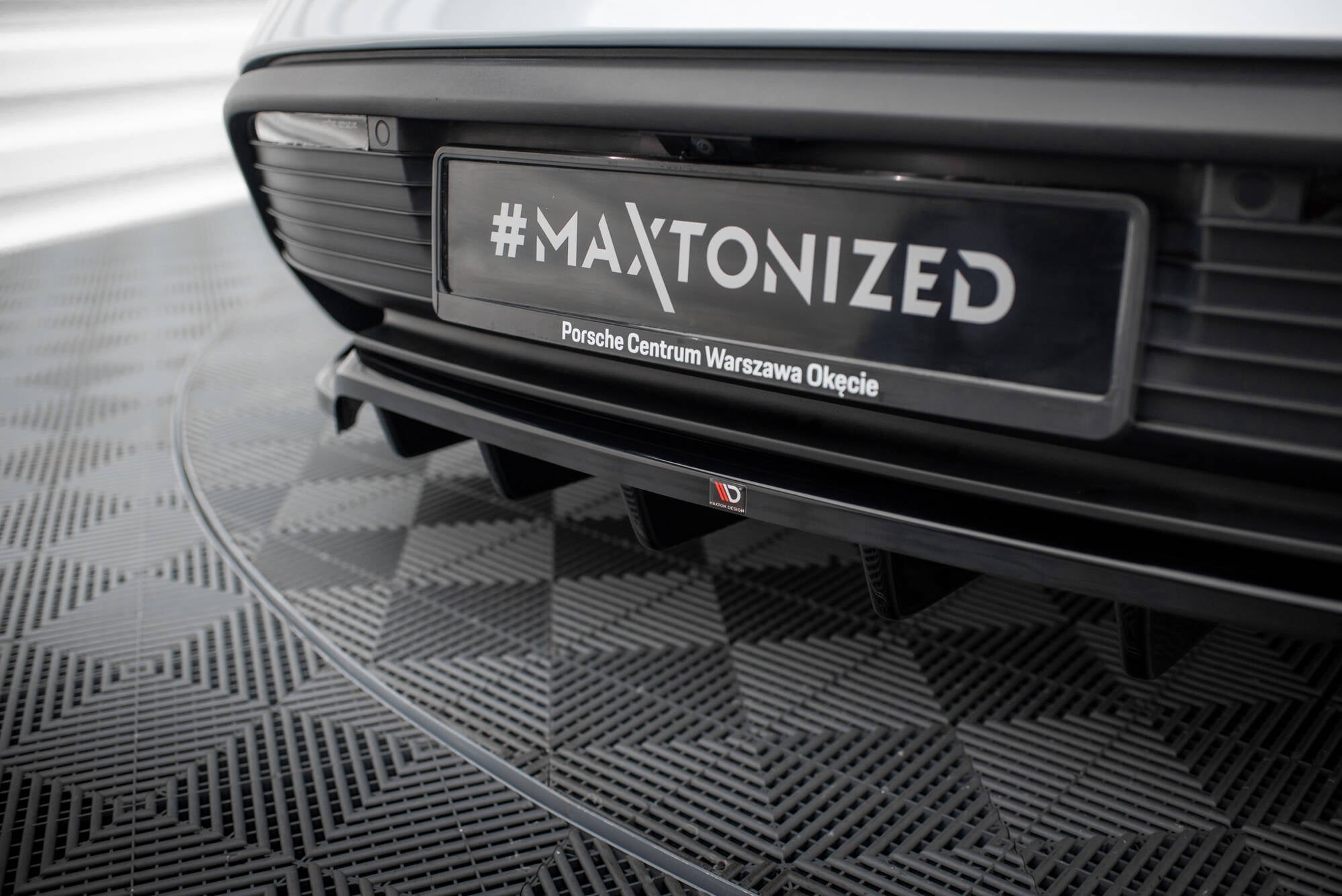 Heckdiffusor Satz Porsche Taycan Mk1