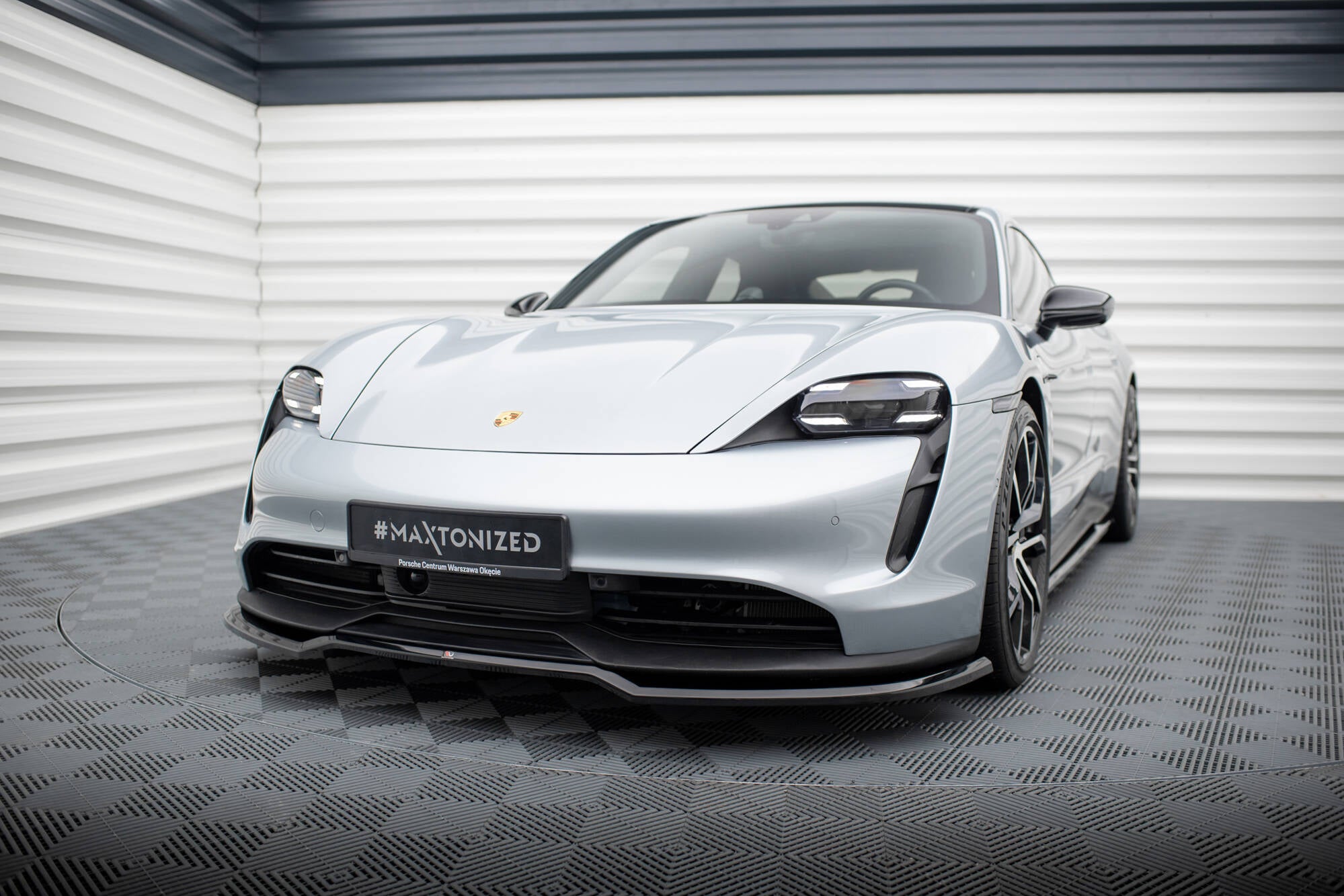 Heckdiffusor Satz Porsche Taycan Mk1