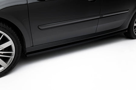 Frontspoiler Lippe, Seitenschweller, Heckdiffusor Satz Renault Laguna Hatchback GT Mk3