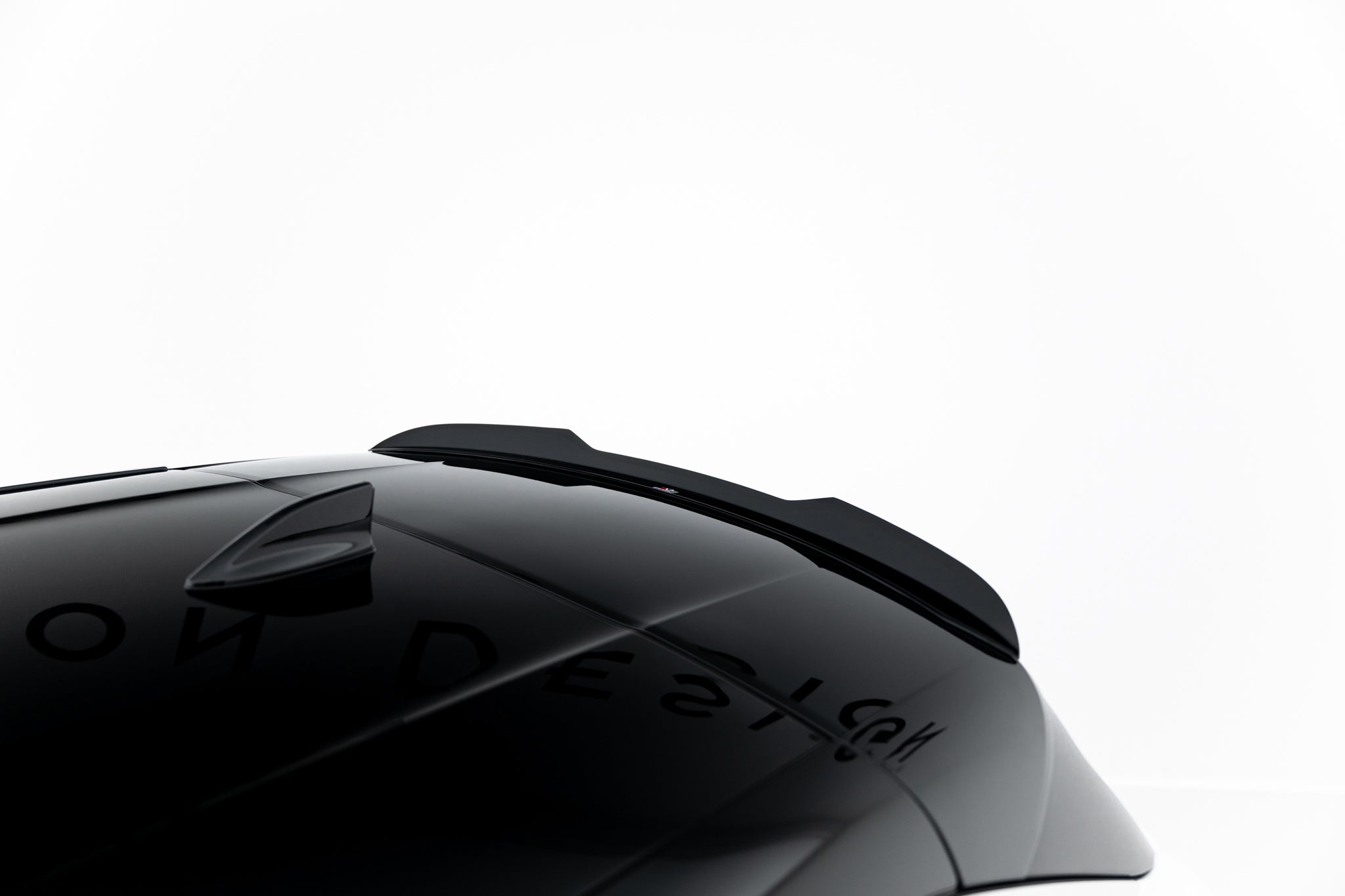 Frontspoiler Lippe, Seitenschweller und Heckdiffusor Satz Renault Megane E-Tech Electric Mk1