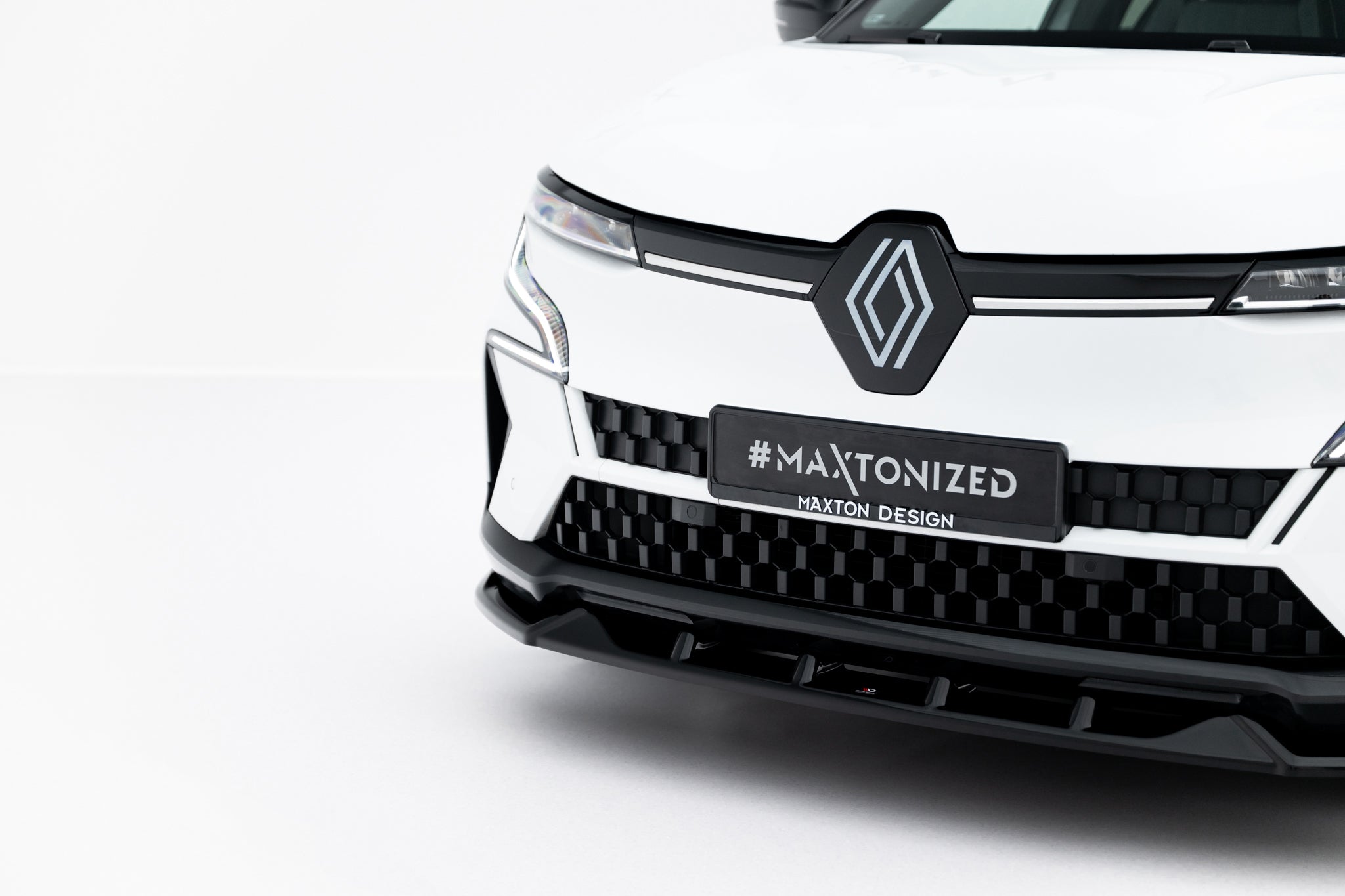 Frontspoiler Lippe, Seitenschweller und Heckdiffusor Satz Renault Megane E-Tech Electric Mk1