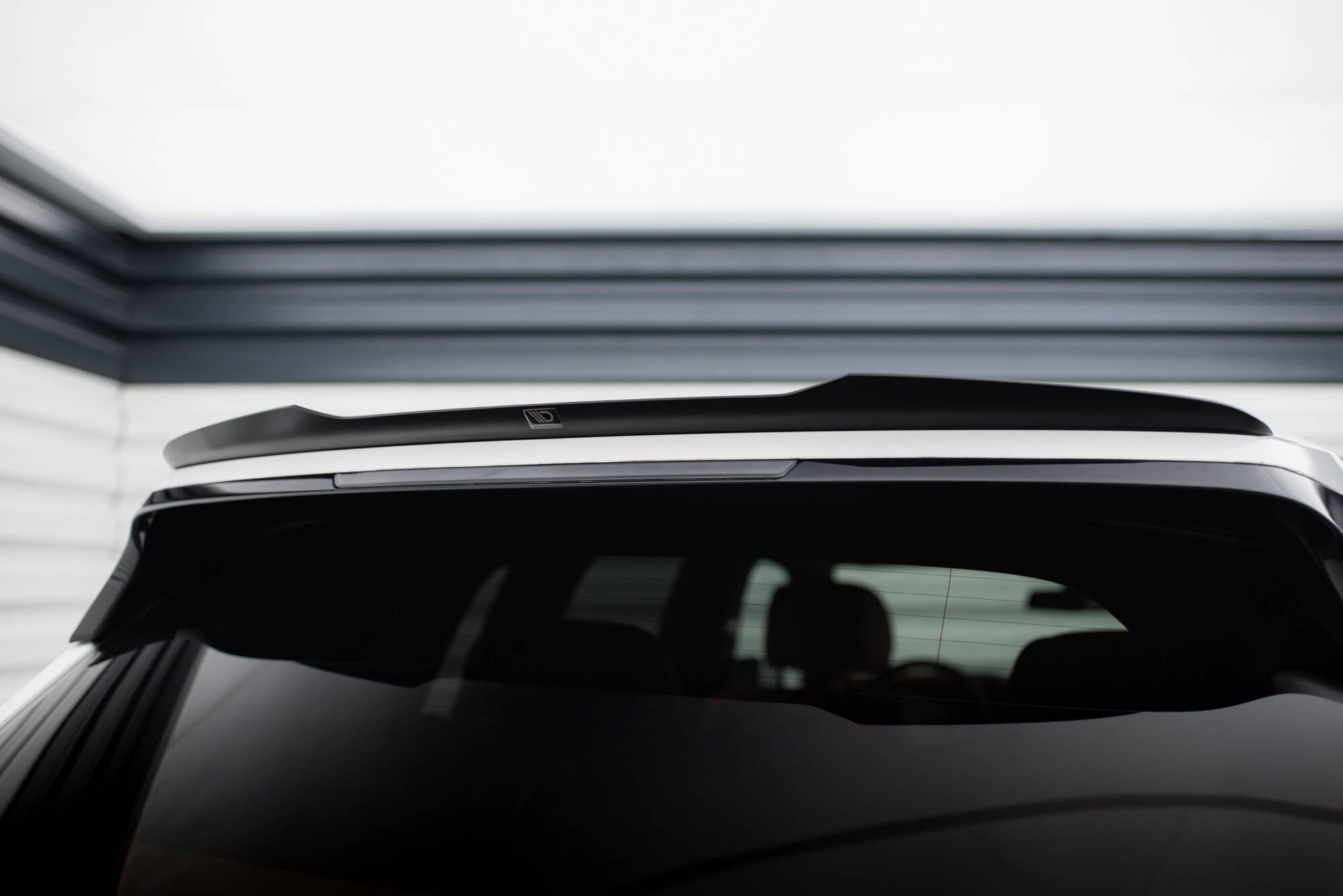 Frontspoiler Lippe, Seitenschweller und Heckdiffusor Rolls Royce Cullinan