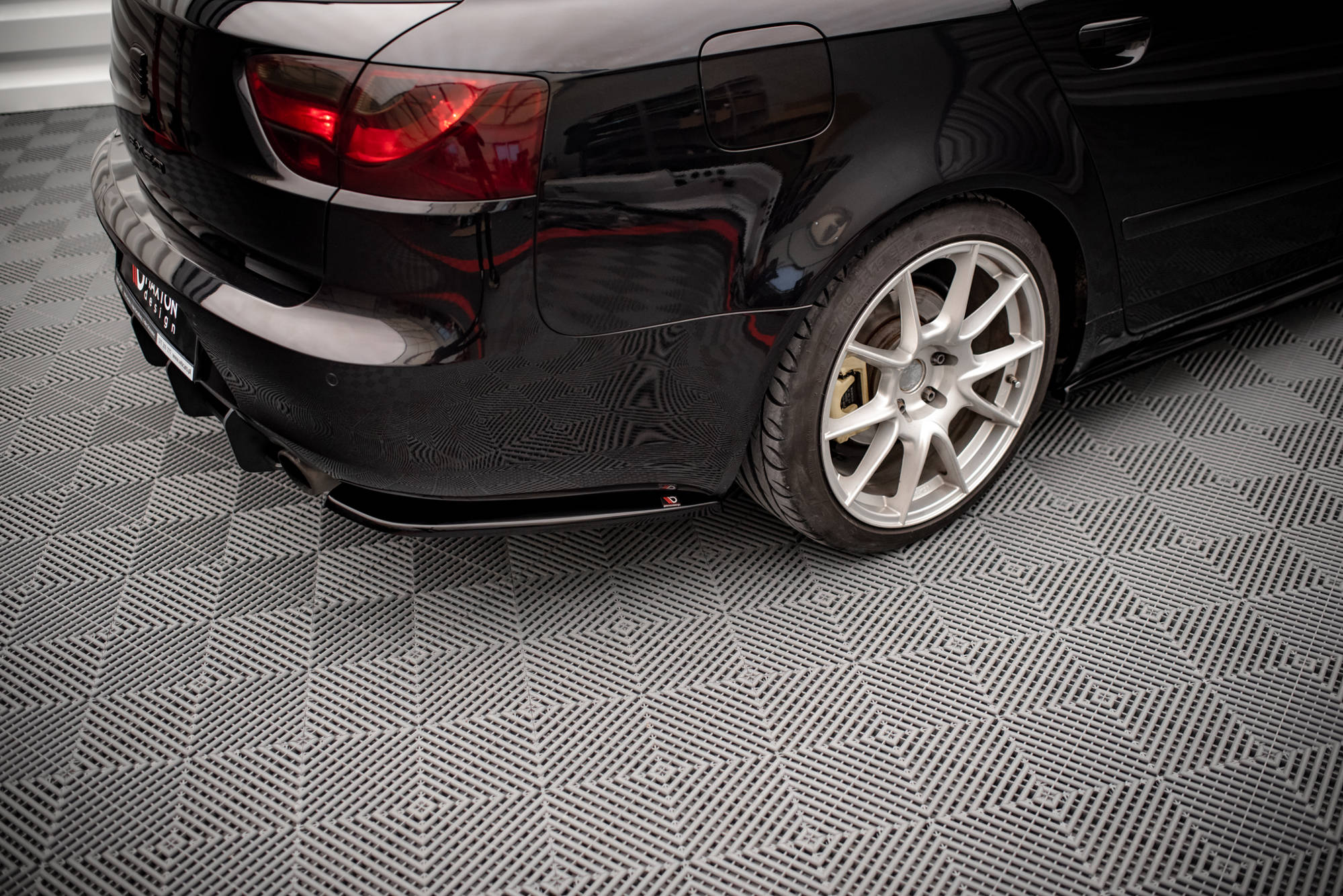 Frontspoiler Lippe, Seitenschweller, Heckdiffusor Seat Exeo Sedan 2008 - 2013