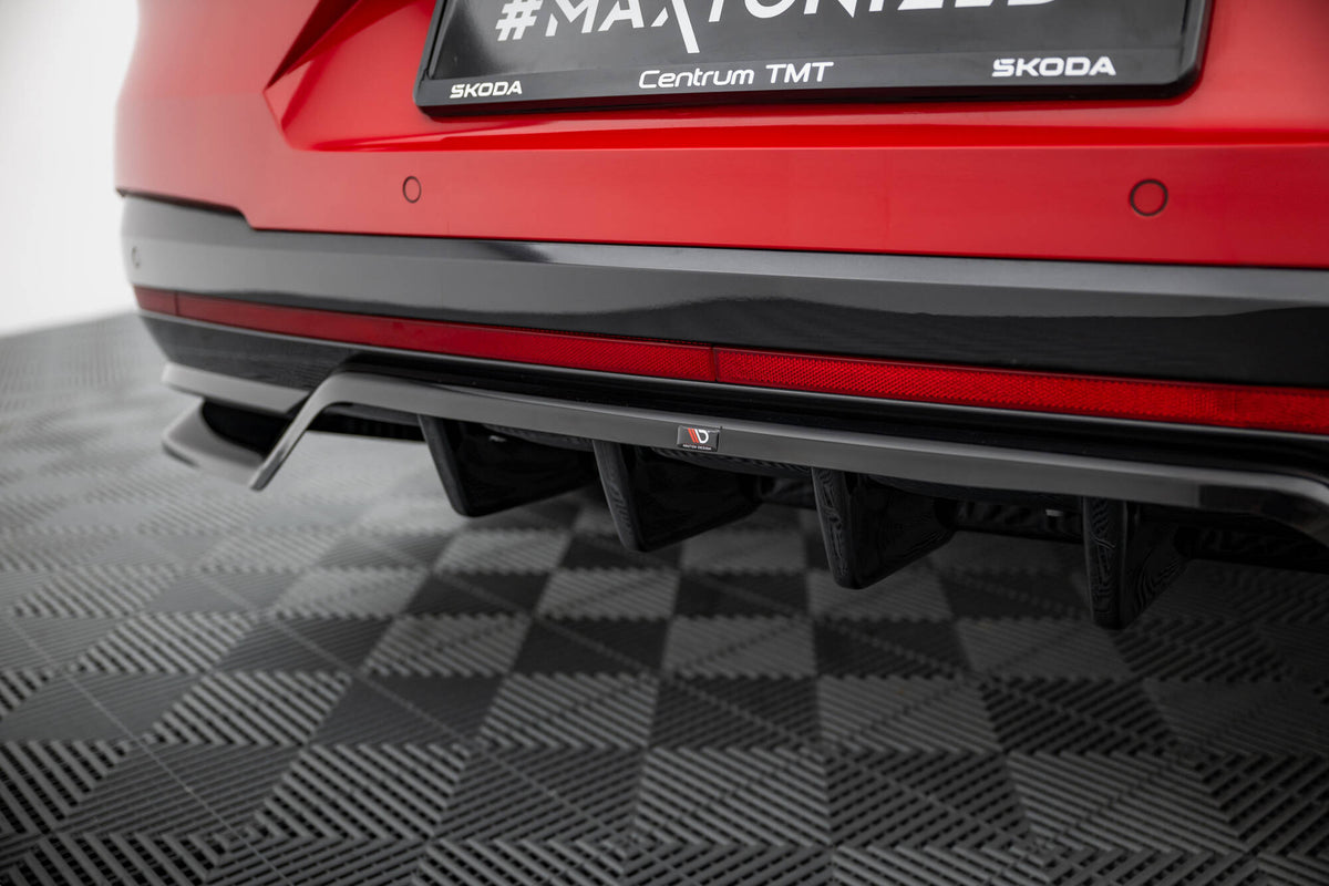 Frontspoiler Lippe, Seitenschweller und Heckdiffusor Skoda Enyaq Coupe iV RS