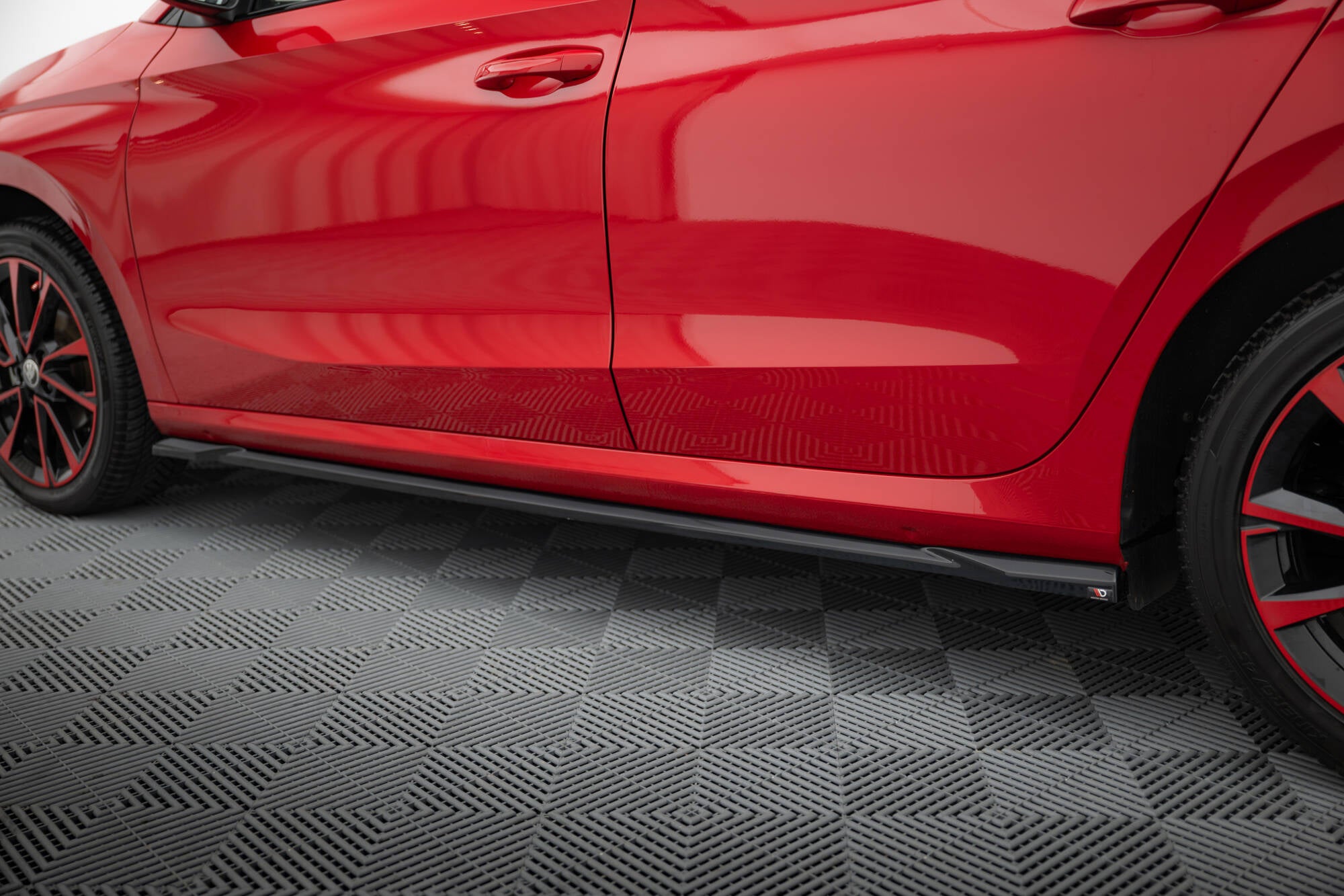 Frontspoiler Lippe, Seitenschweller und Heckdiffusor Satz Skoda Fabia Mk4