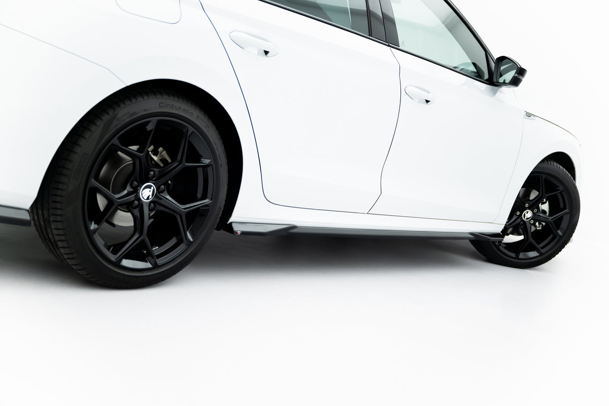 Frontspoiler Lippe, Seitenschweller, Heckdiffusor Skoda Octavia Sportline Liftback / Combi MK4 Facelift