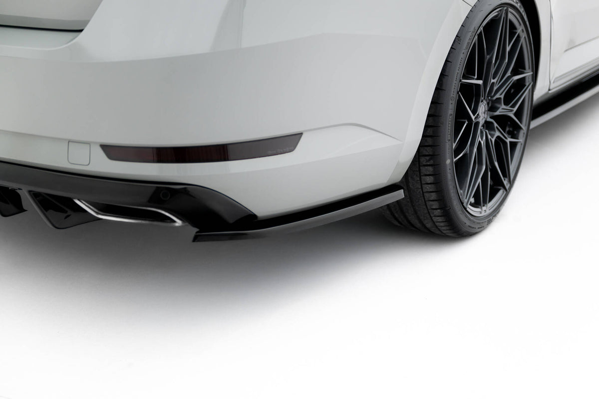 Frontspoiler Lippe, Seitenschweller, Heckdiffusor Skoda Superb Liftback MK3