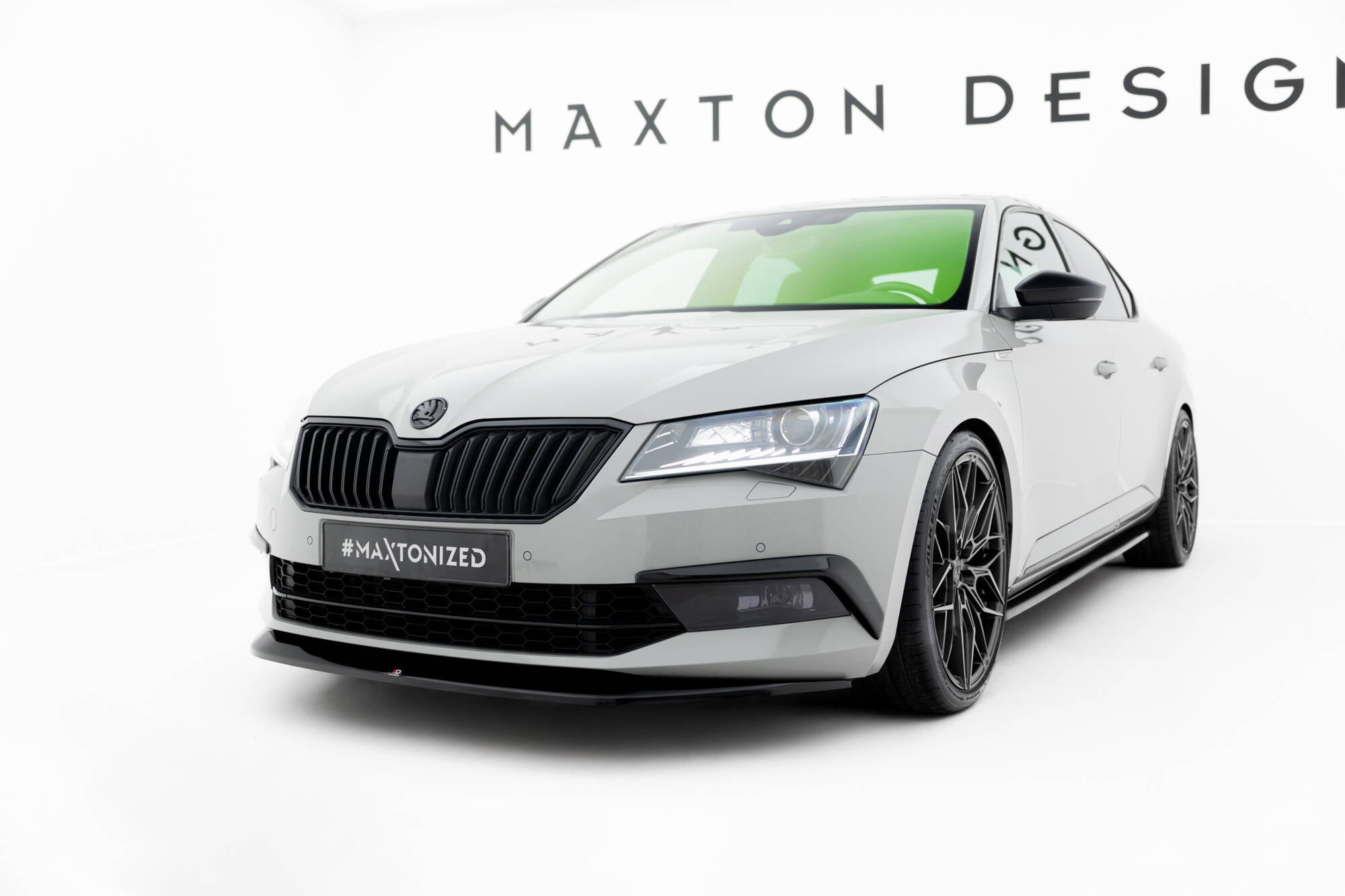Frontspoiler Lippe, Seitenschweller, Heckdiffusor Skoda Superb Liftback MK3