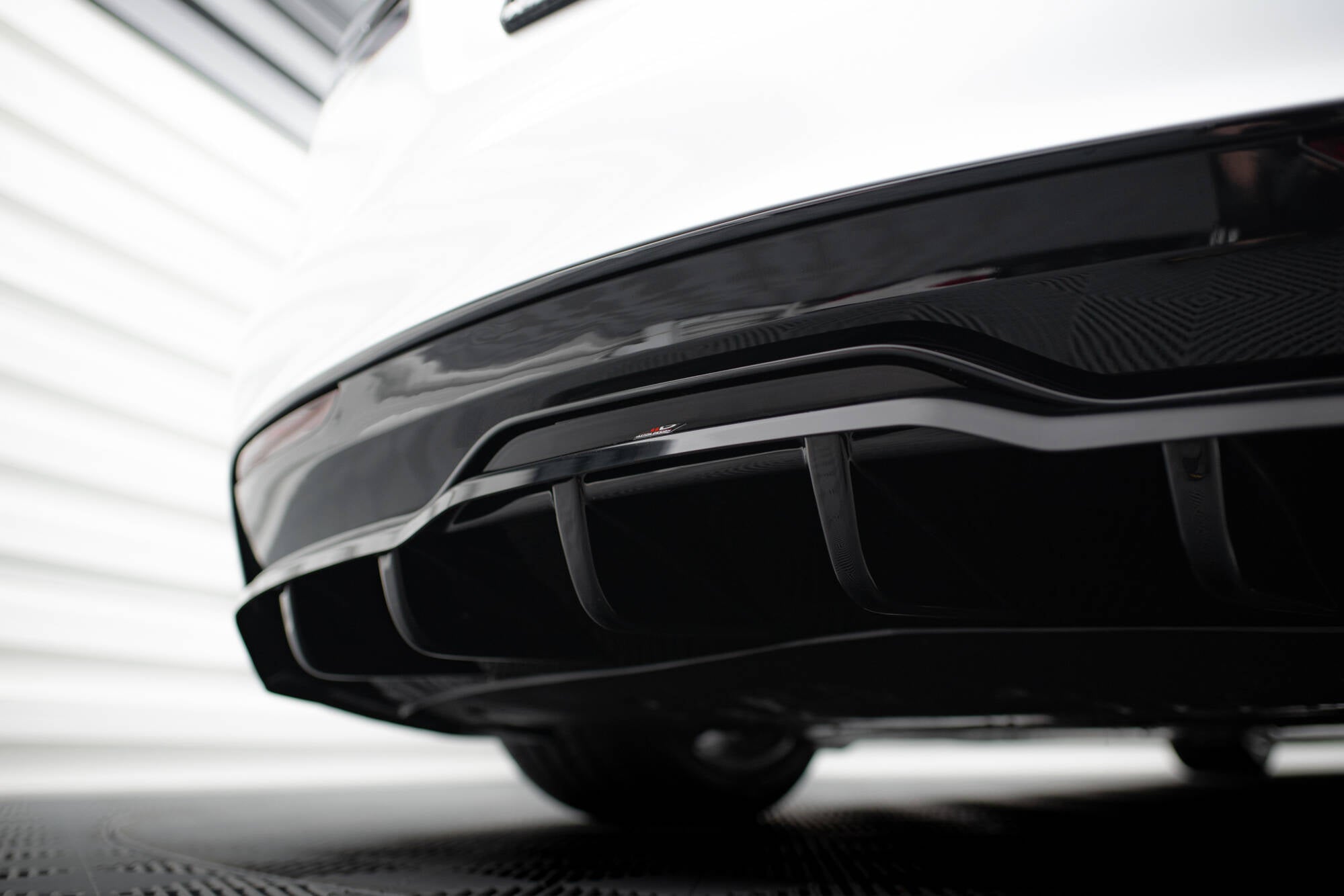 Frontspoiler Lippe, Seitenschweller und Heckdiffusor Satz Tesla Model S Plaid Mk1 Facelift