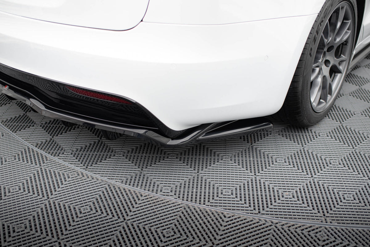 Frontspoiler Lippe, Seitenschweller und Heckdiffusor Satz Tesla Model S Plaid Mk1 Facelift