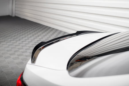 Frontspoiler Lippe, Seitenschweller, Heckdiffusor Toyota Corolla XII Sedan