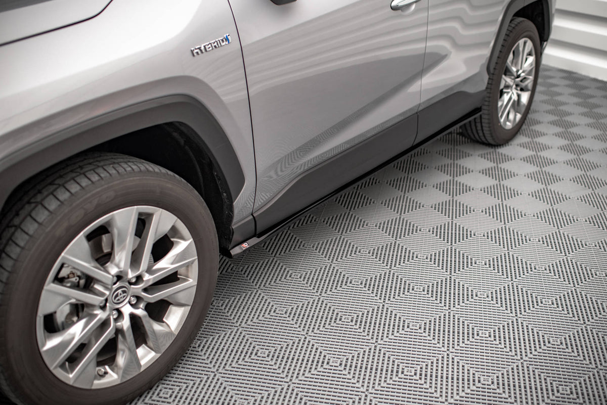 Frontspoiler Lippe, Seitenschweller und Heckdiffusor Satz Toyota RAV4 Mk5