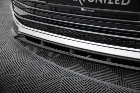 Frontspoiler Lippe, Seitenschweller und Heckdiffusor Satz Toyota Sienna Mk4