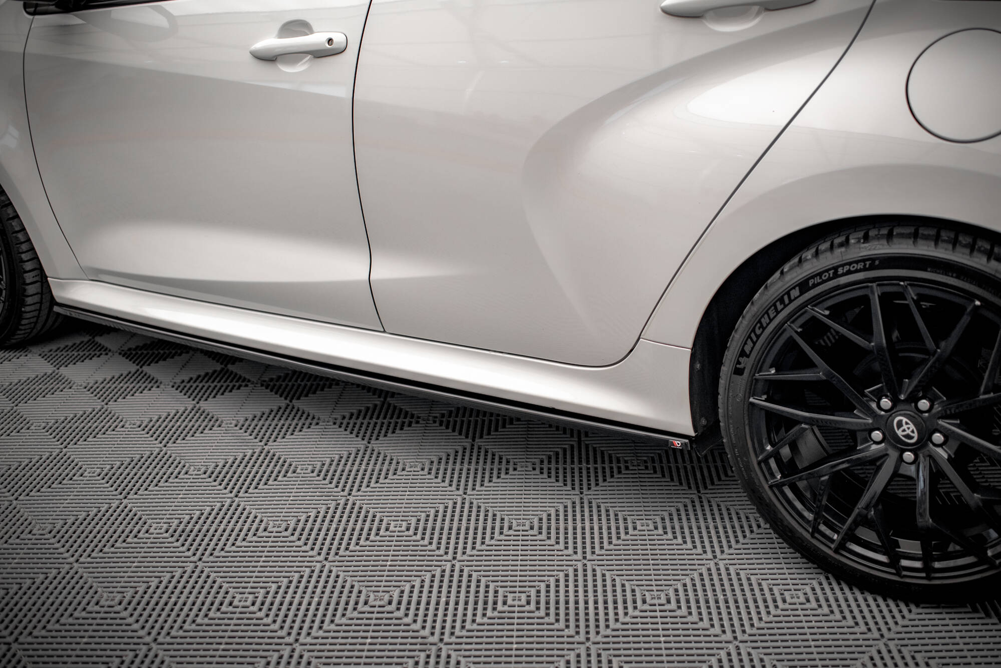 Frontspoiler Lippe Toyota Yaris GR Sport Mk4