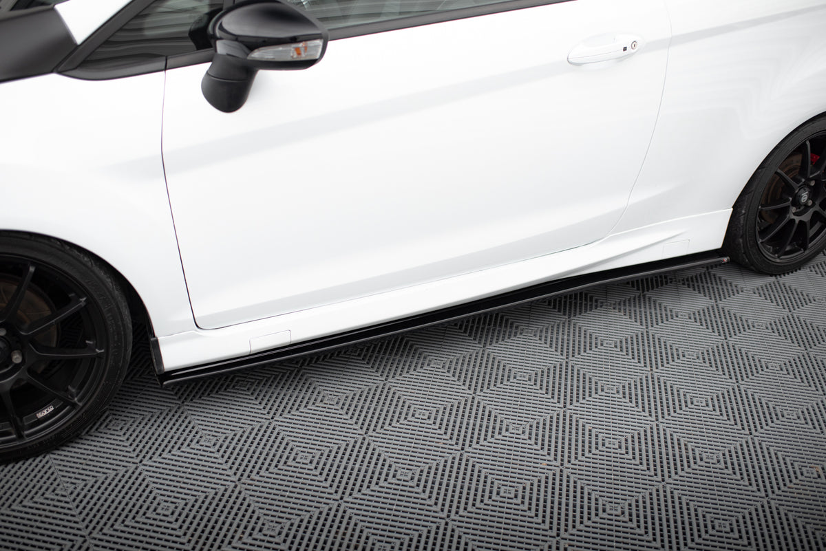 Frontspoiler Lippe, Seitenschweller, Heckdiffusor V.1 Ford Fiesta ST MK7 Facelift