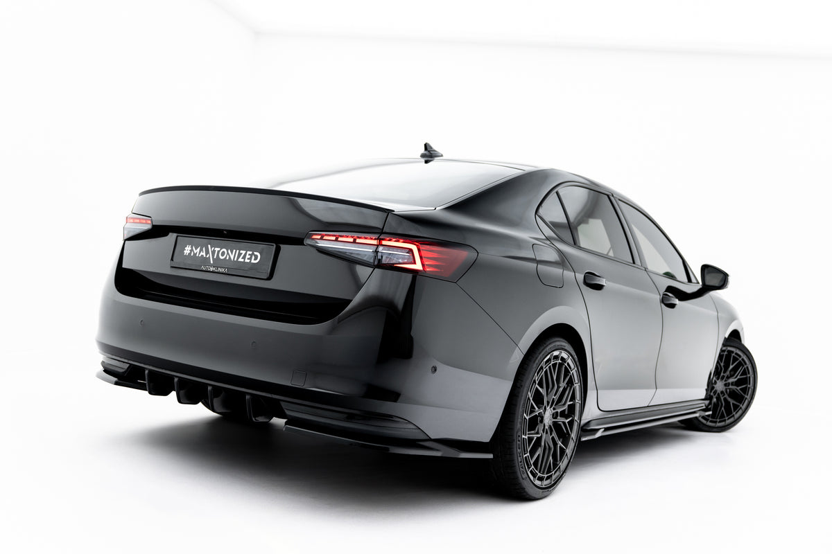 Frontspoiler Lippe, Seitenschweller, Heckdiffusor V.1 Skoda Superb Sportline MK4
