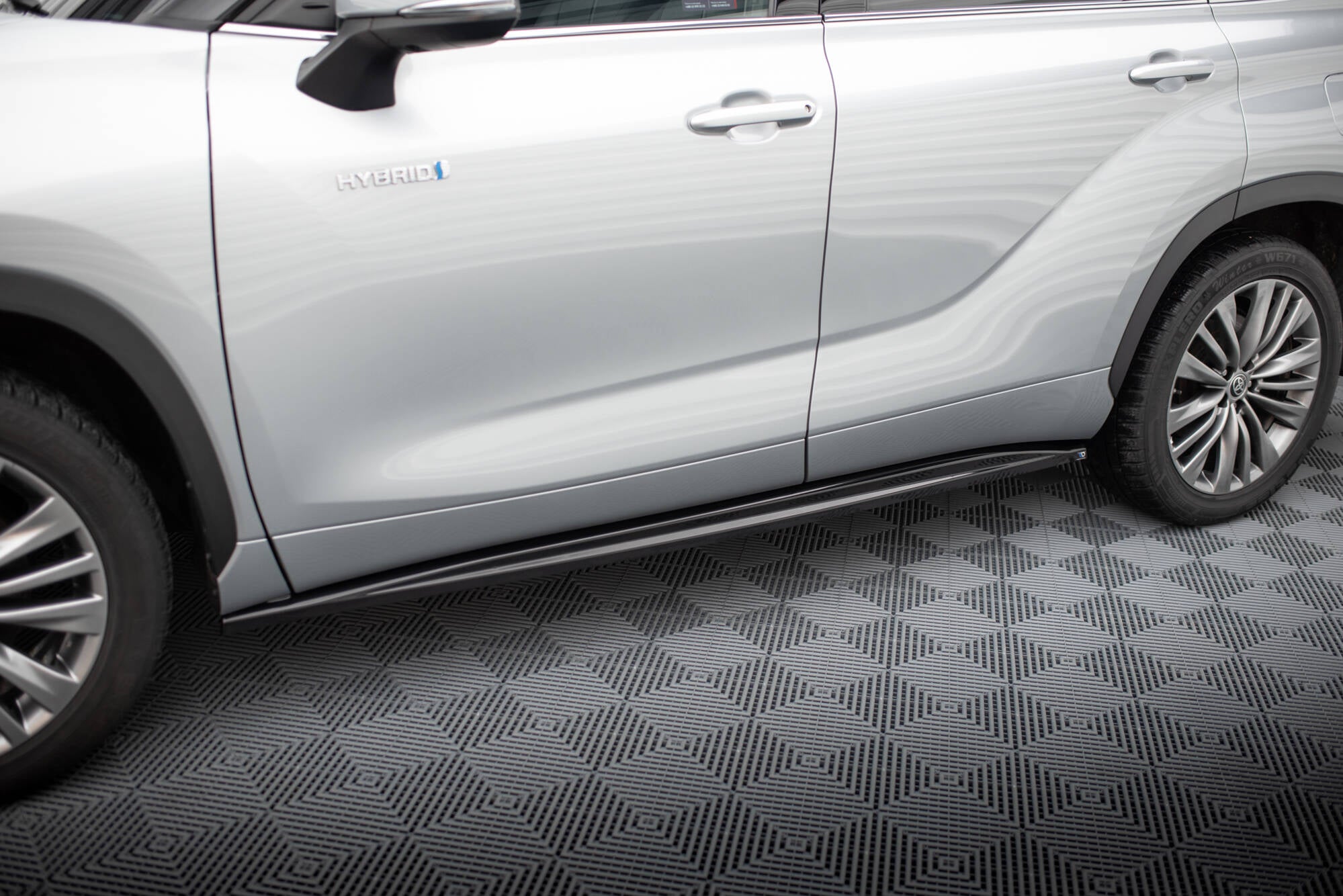 Frontspoiler Lippe V.1 Toyota Highlander Mk4