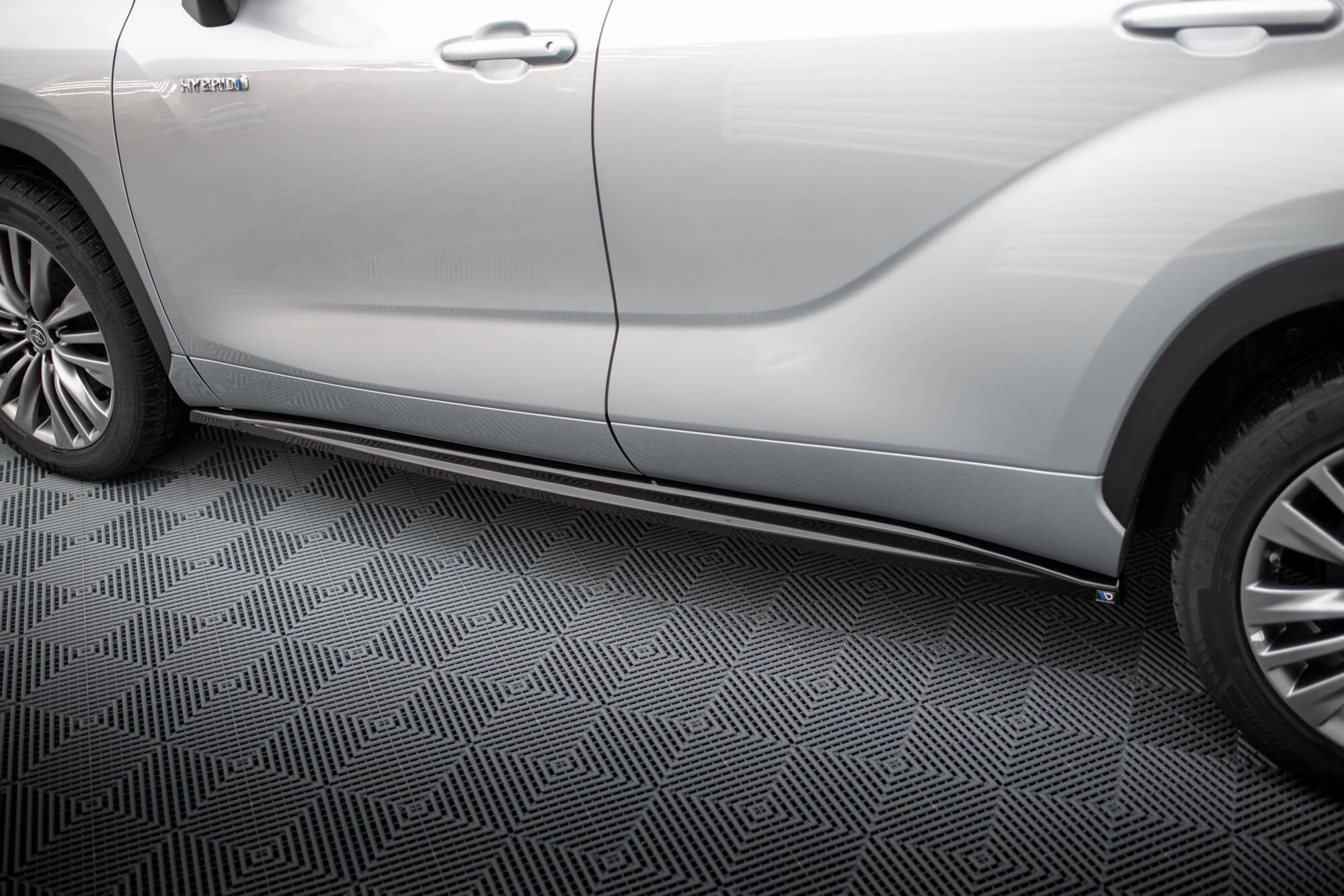Frontspoiler Lippe V.1 Toyota Highlander Mk4