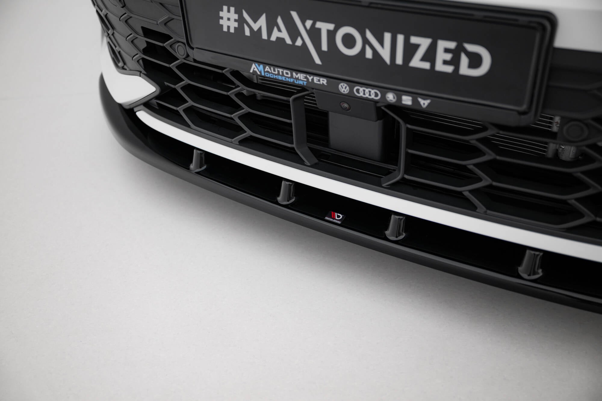 Frontspoiler Lippe Seitenschweller Heckdiffusor Satz V.1 Volkswagen Golf GTI Mk8 Facelift