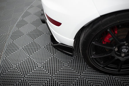 Frontspoiler Lippe, Seitenschweller, Heckdiffusor V.2 Ford Fiesta ST MK7 Facelift