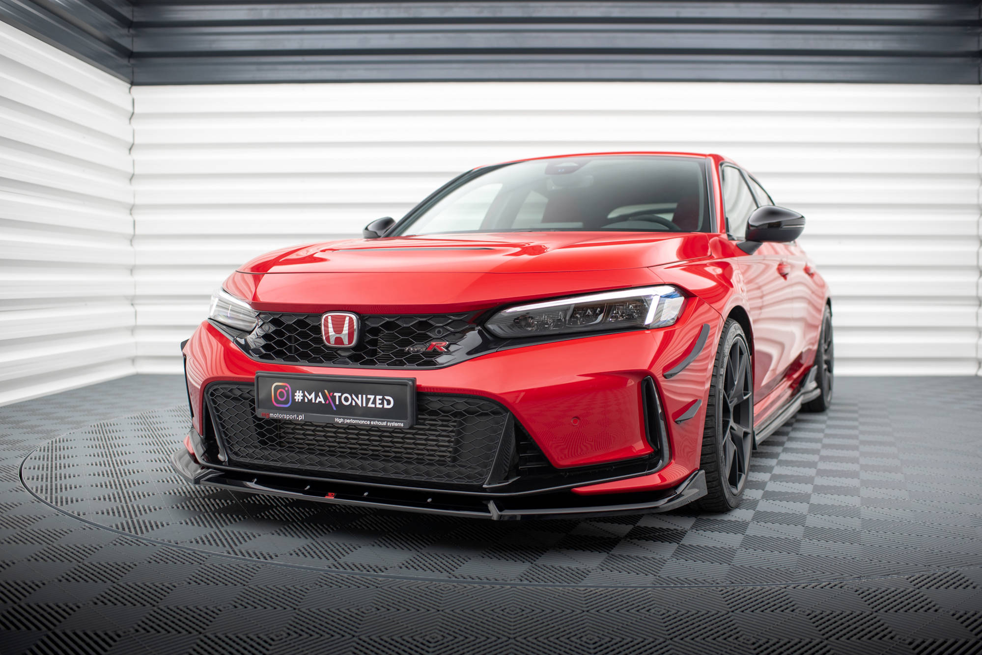 Frontspoiler Lippe V.2 Honda Civic Type-R Mk 11 + Heckdiffusor + Seitenschweller Honda Civic Type-R Mk 11