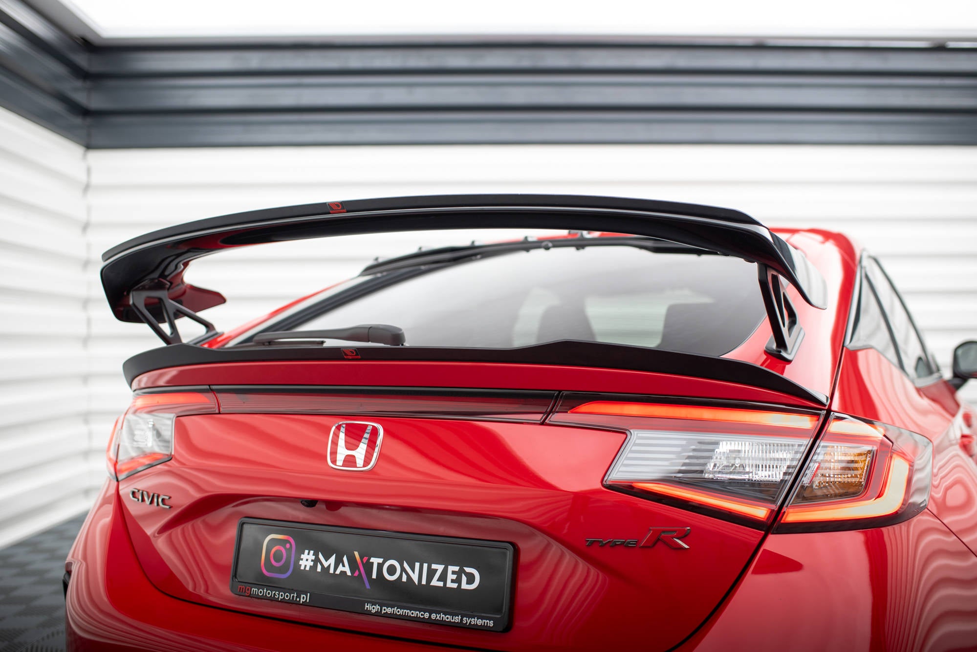 Frontspoiler Lippe V.2 Honda Civic Type-R Mk 11 + Heckdiffusor + Seitenschweller Honda Civic Type-R Mk 11