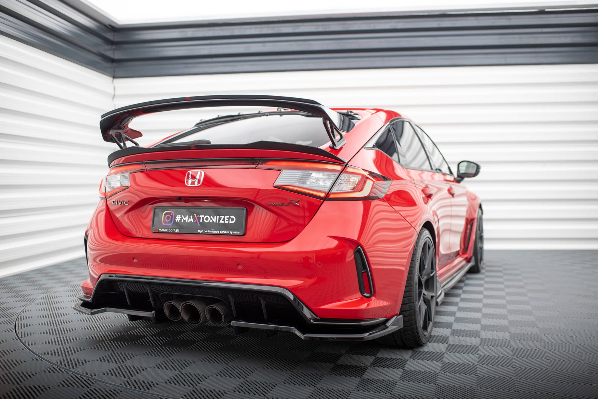 Frontspoiler Lippe V.2 Honda Civic Type-R Mk 11 + Heckdiffusor + Seitenschweller Honda Civic Type-R Mk 11