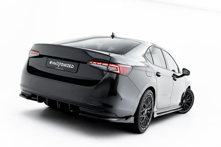 Frontspoiler Lippe, Seitenschweller, Heckdiffusor V.2 Skoda Superb Sportline MK4