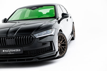 Frontspoiler Lippe, Seitenschweller, Heckdiffusor V.2 Skoda Superb Sportline MK4
