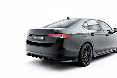 Frontspoiler Lippe, Seitenschweller, Heckdiffusor V.2 Skoda Superb Sportline MK4