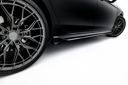Frontspoiler Lippe, Seitenschweller, Heckdiffusor V.2 Skoda Superb Sportline MK4