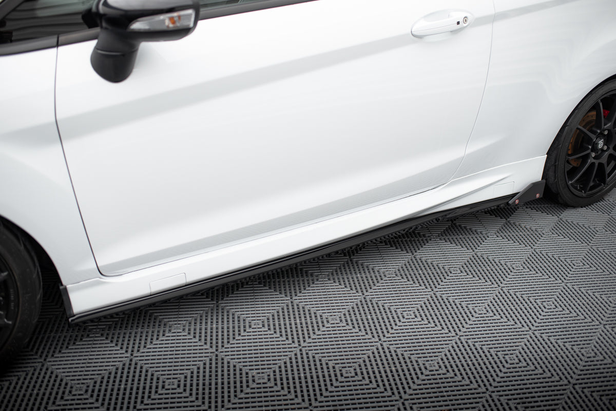 Frontspoiler Lippe, Seitenschweller, Heckdiffusor V.3 Ford Fiesta ST MK7 Facelift