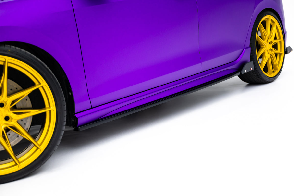 Frontspoiler Lippe, Seitenschweller, Heckdiffusor V.3 Volkswagen Golf R Hatchback MK8 Facelift
