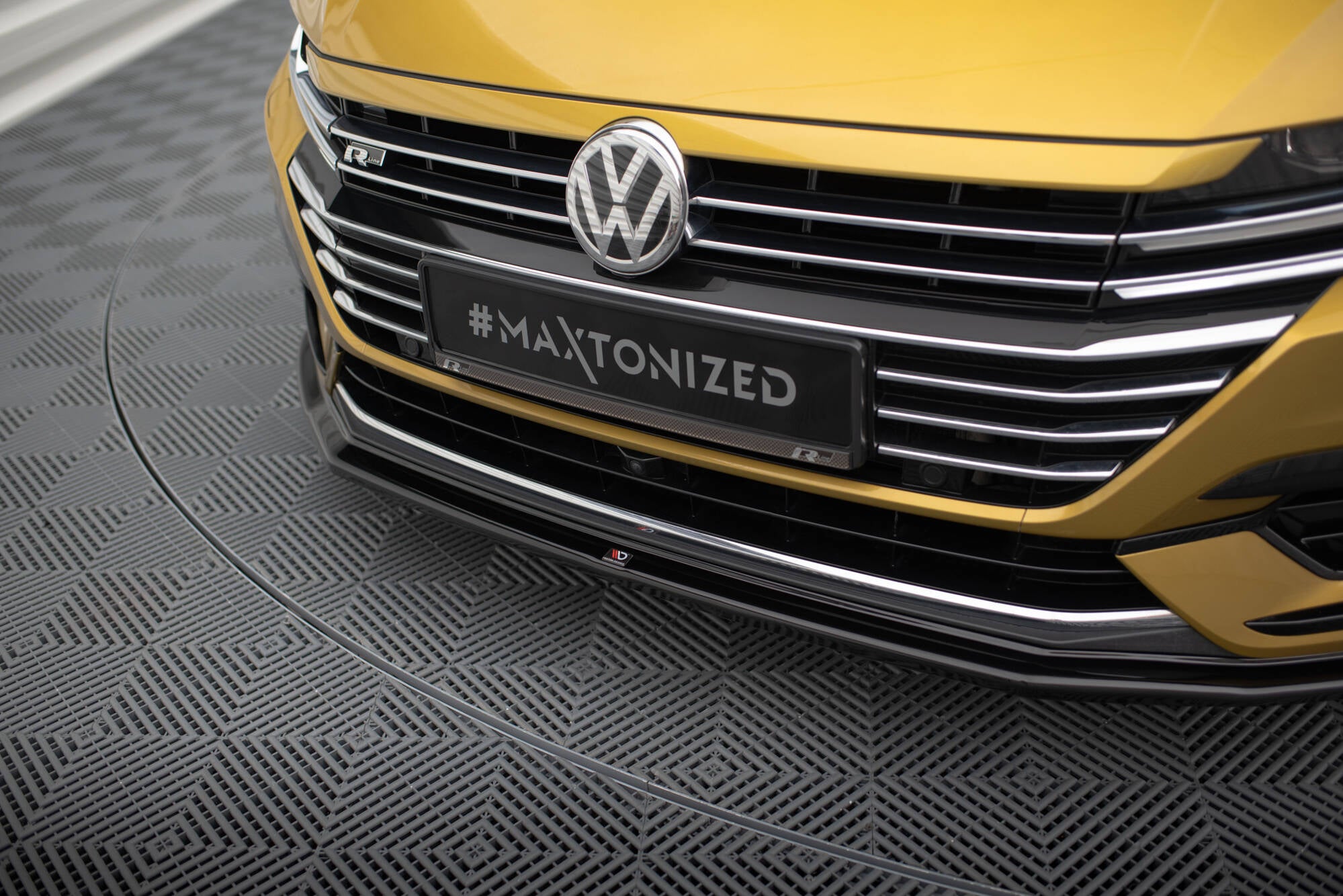Frontspoiler Lippe, Seitenschweller, Heckdiffusor Satz Volkswagen Arteon R-Line 2017-2020