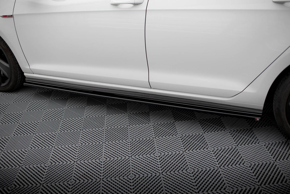 Frontspoiler Lippe, Seitenschweller, Heckdiffusor Volkswagen Golf GTI MK7 Facelift