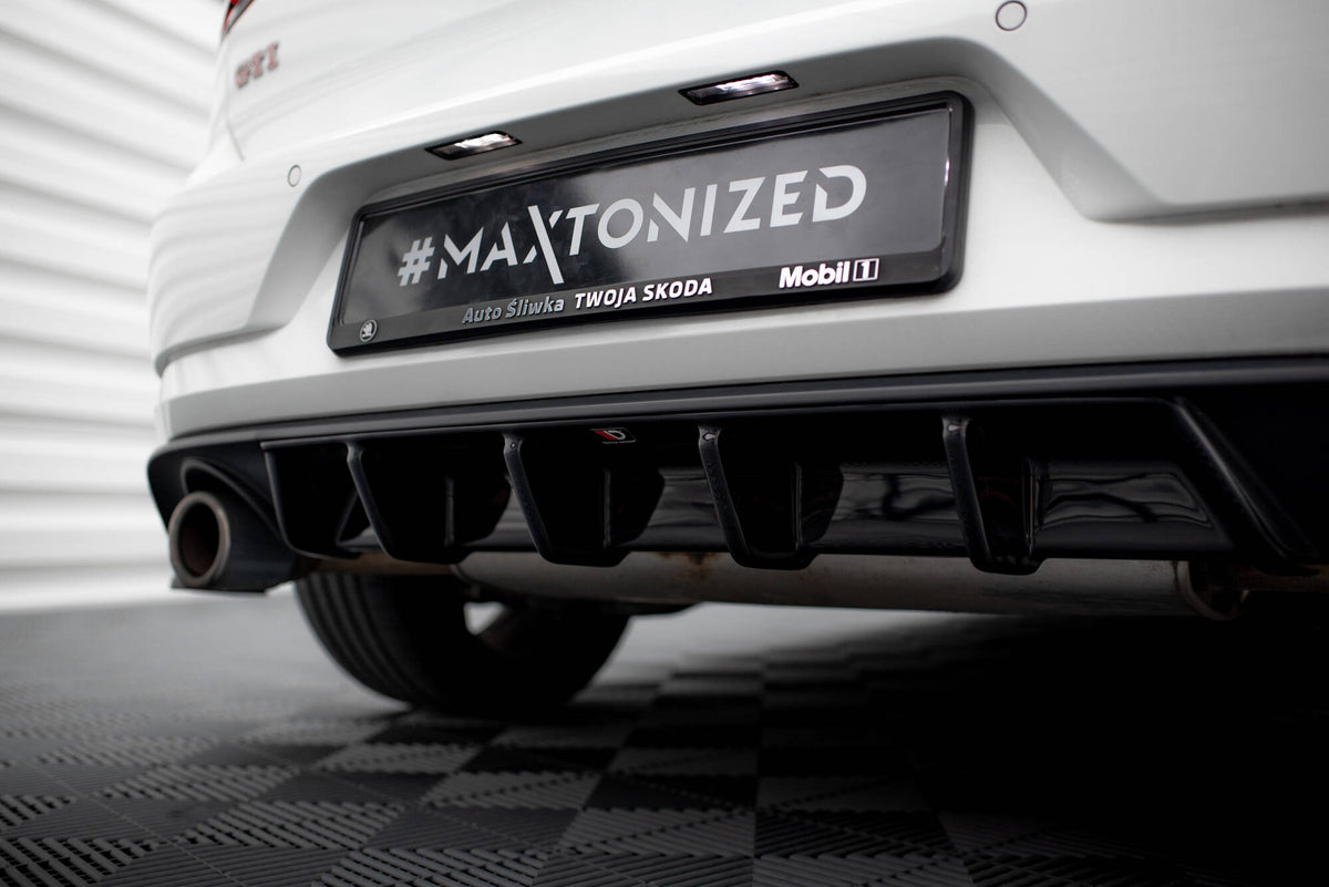 Frontspoiler Lippe, Seitenschweller, Heckdiffusor Volkswagen Golf GTI MK7 Facelift