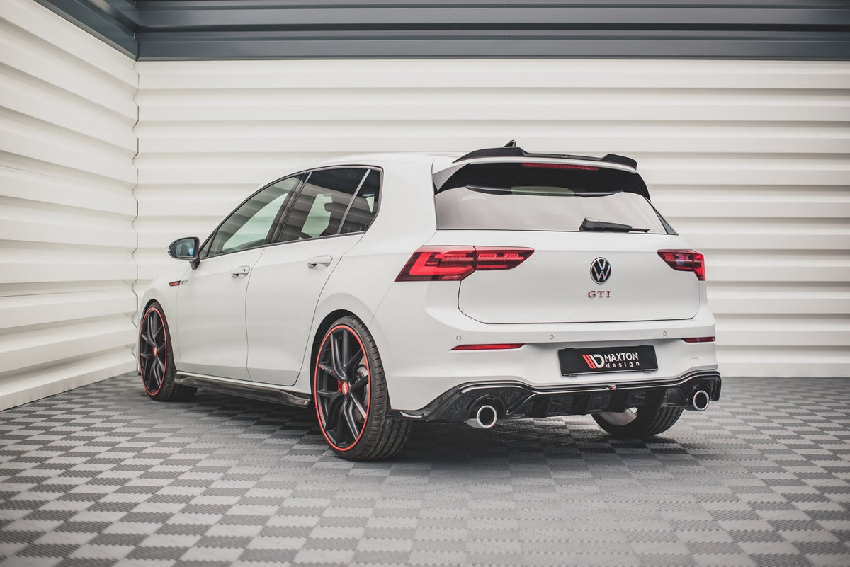 Frontspoiler Lippe, Seitenschweller und Heckdiffusor Volkswagen Golf GTI Mk8
