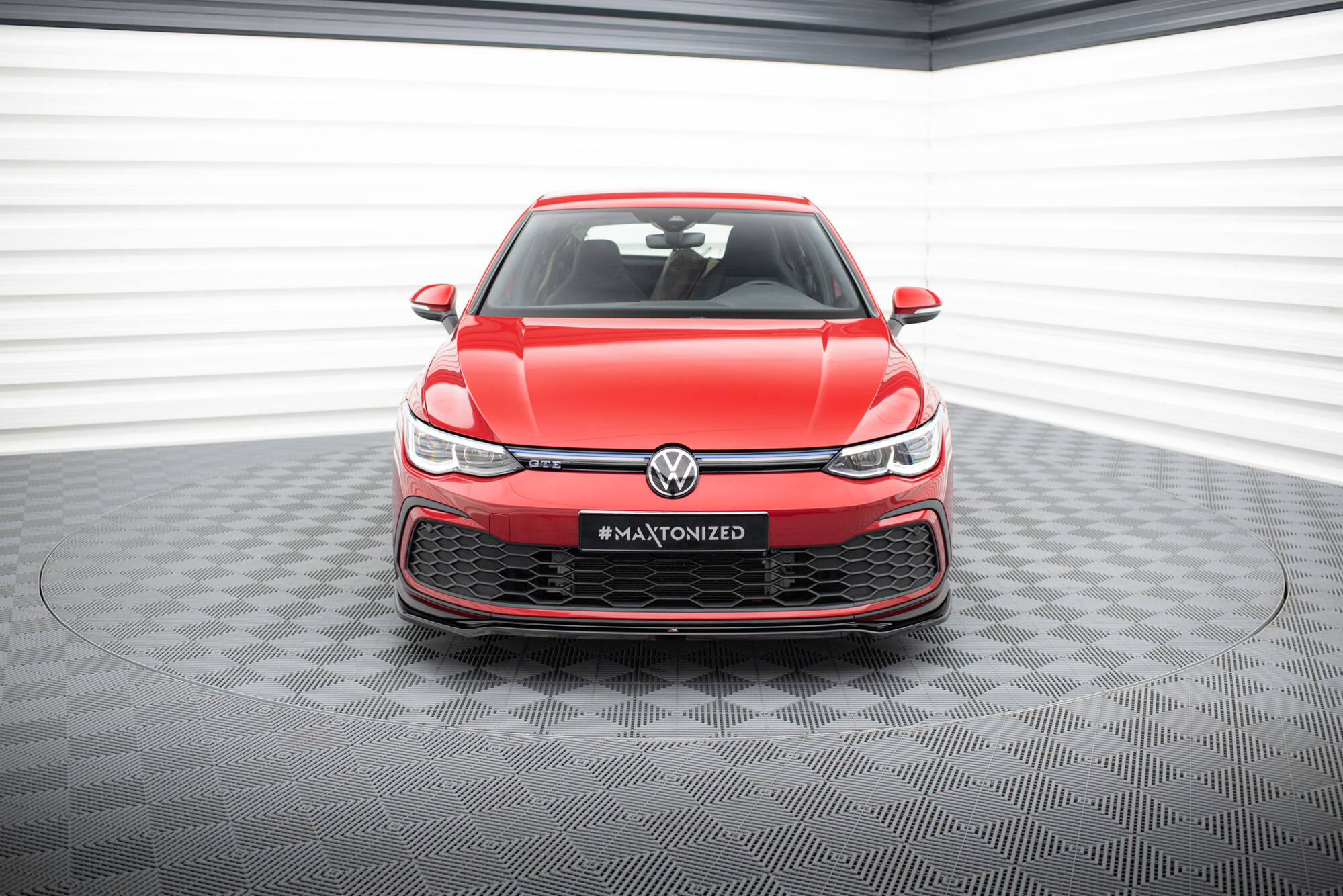 Frontspoiler Lippe, Seitenschweller und Heckdiffusor Volkswagen Golf GTI Mk8