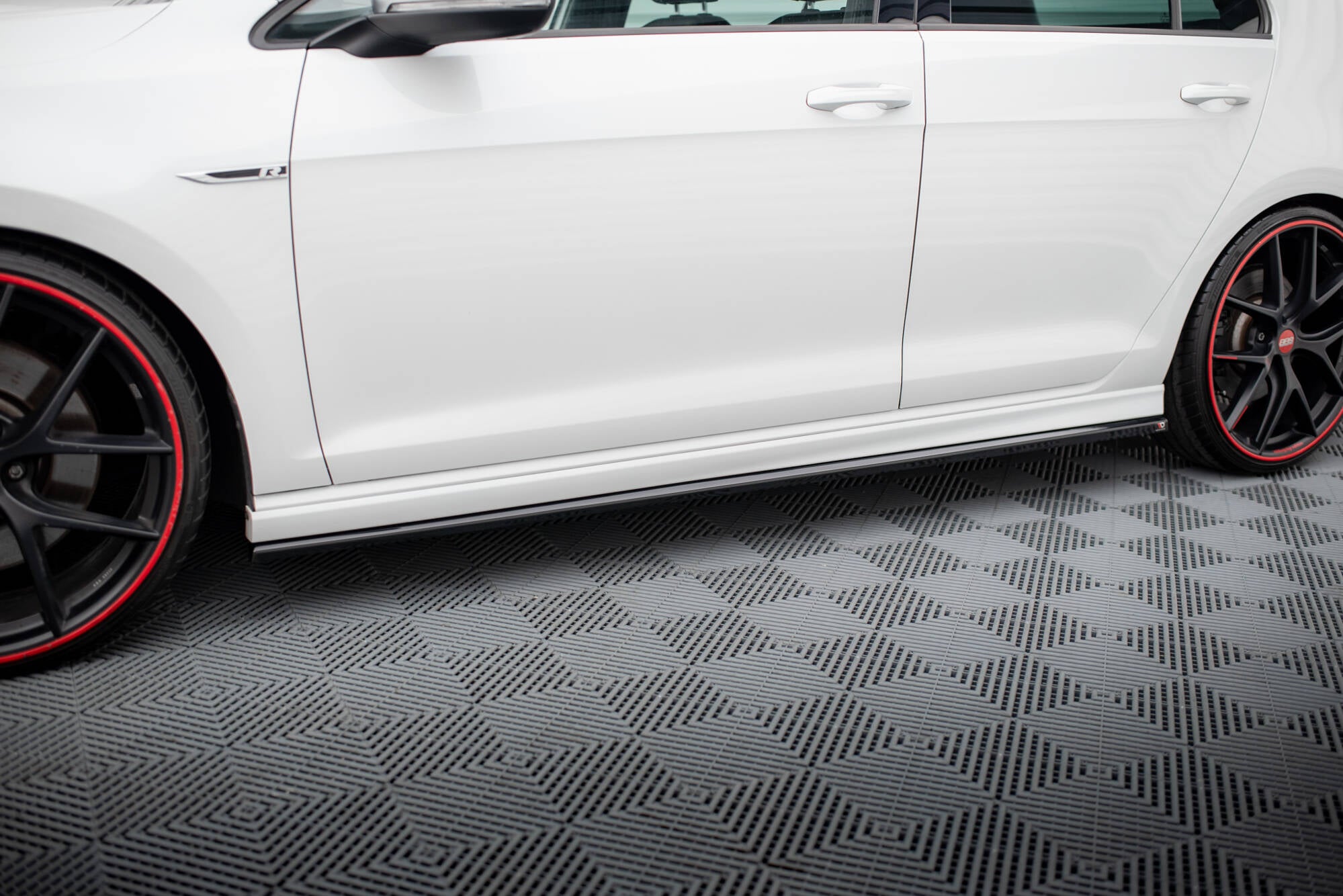 Frontspoiler Lippe Volkswagen Golf R Mk7
