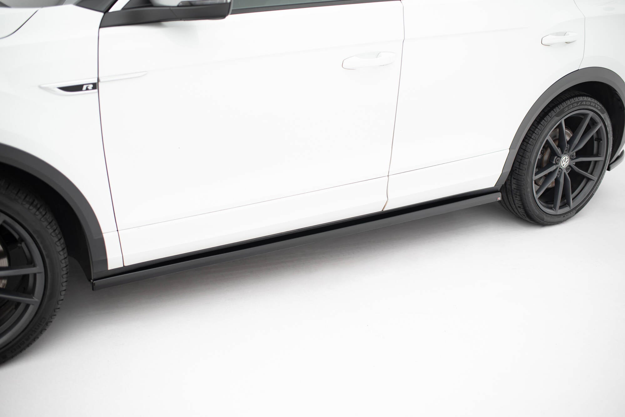 Frontspoiler Lippe, Seitenschweller, Heckdiffusor, Heckseiten Flaps Volkswagen T-Roc R Mk1