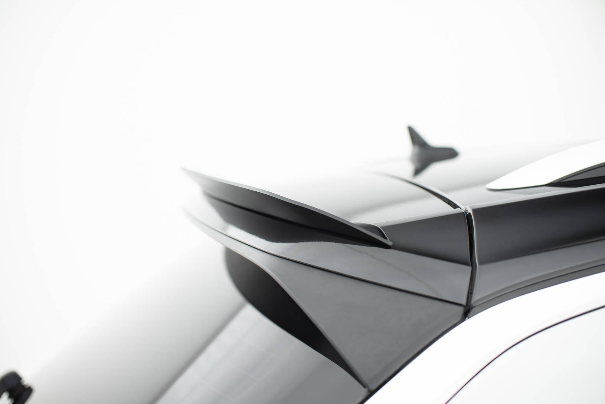 Frontspoiler Lippe, Seitenschweller, Heckdiffusor, Heckseiten Flaps Volkswagen T-Roc R Mk1