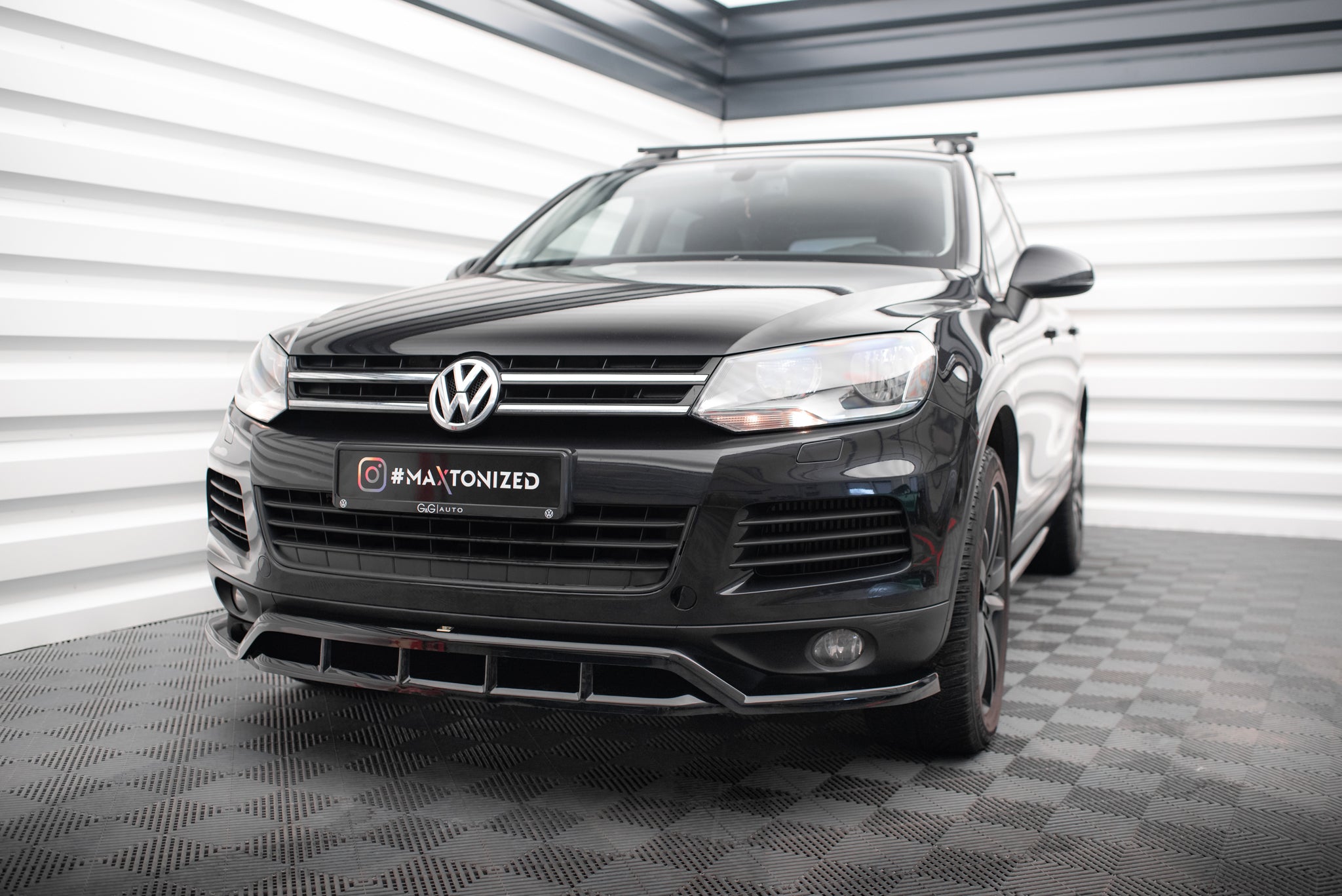 Frontspoiler Lippe, Seitenschweller, Heckdiffusor Volkswagen Touareg MK2