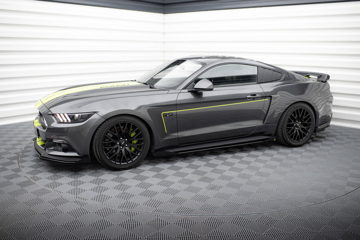 Heckseiten Flaps Ford Mustang GT MK6