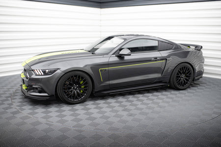 Heckseiten Flaps Ford Mustang GT MK6