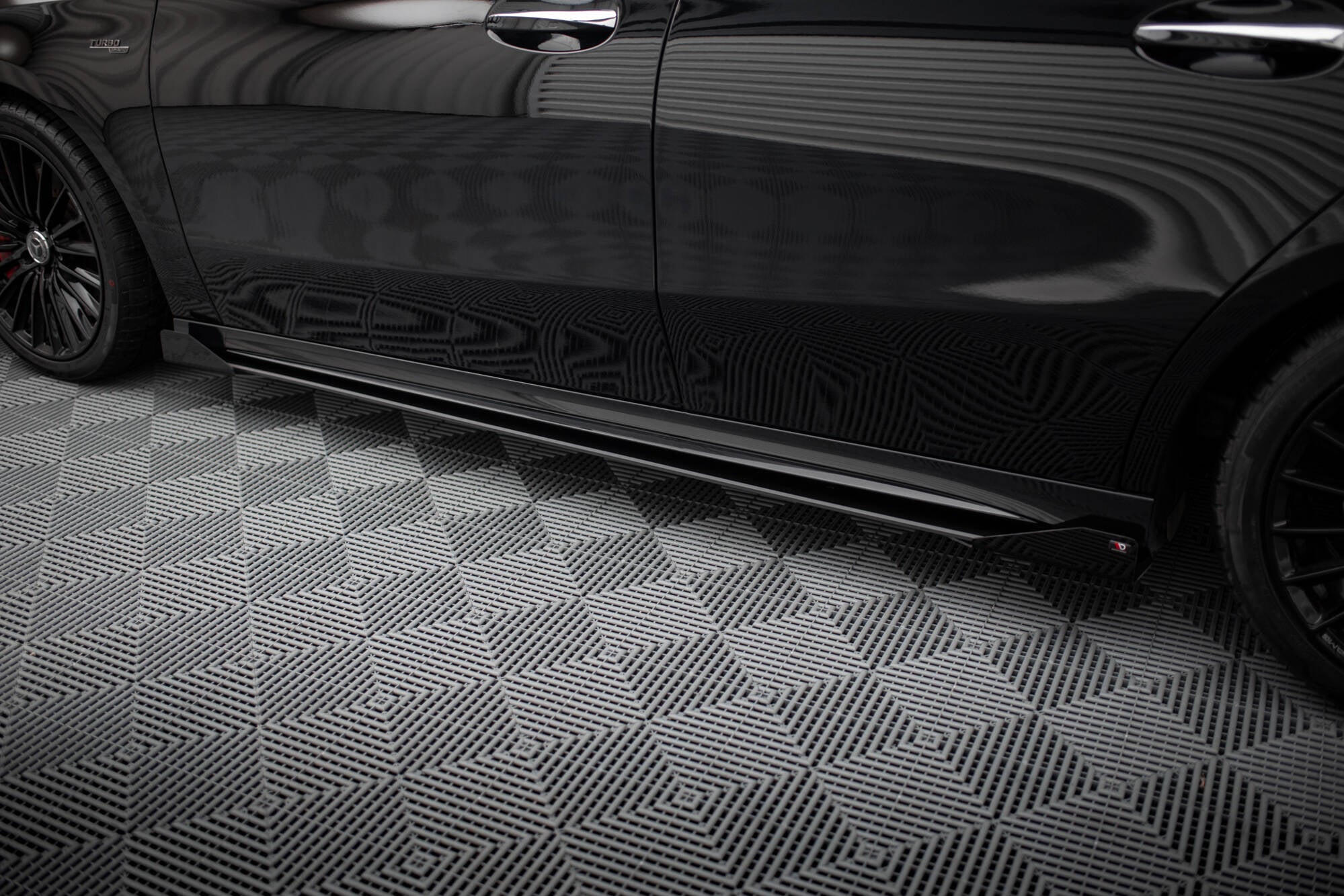 Heckseiten Flaps Mercedes-AMG A35 W177 Facelift