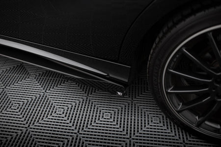 Heckseiten Flaps Mercedes-Benz A AMG-Line W176 Facelift