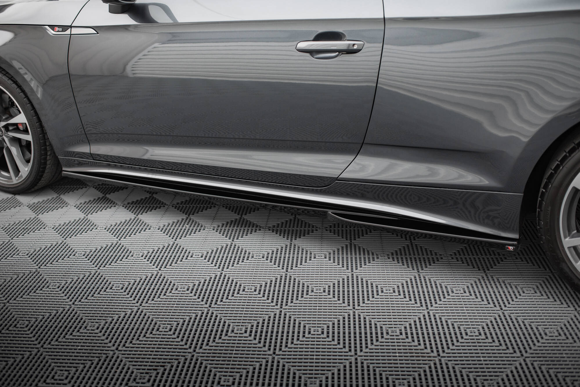 Seitenschweller Audi S5 Coupe / A5 S-Line Coupe F5 Facelift
