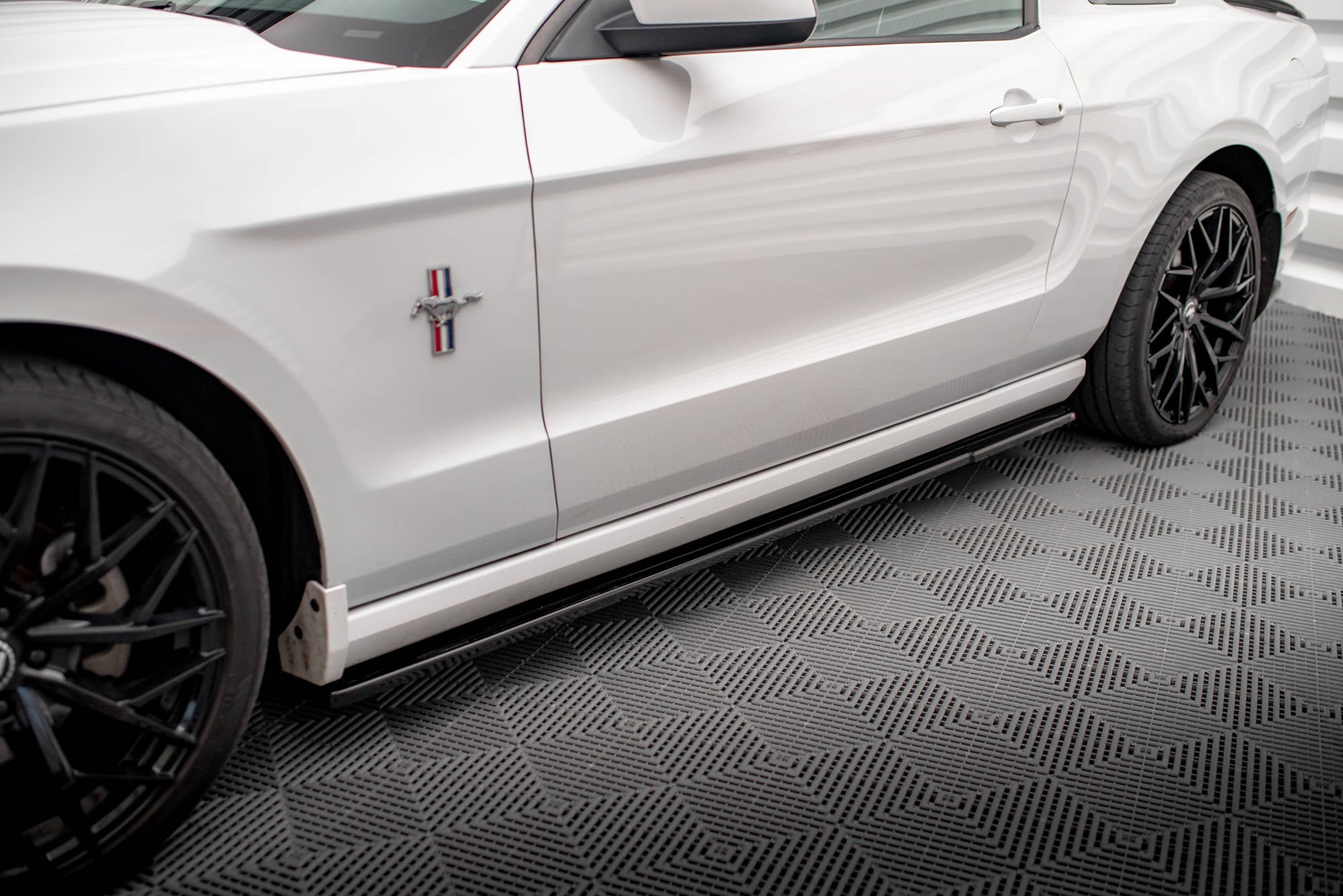 Seitenschweller Ford Mustang Mk5 Facelift